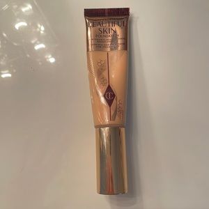 Charlotte Tilbury Beautiful Skin Foundation